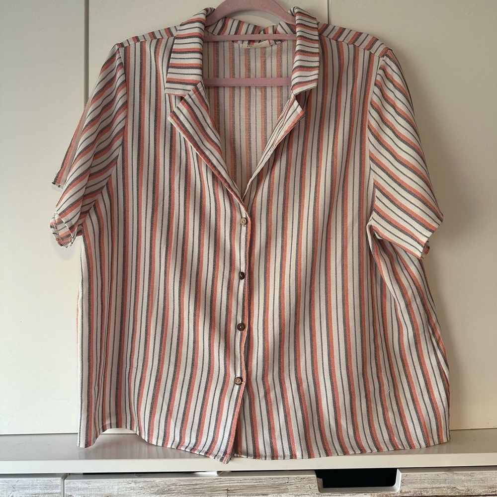 🌸 Free Kisses 3X Plus Striped Button Front Blouse Short Sleeve